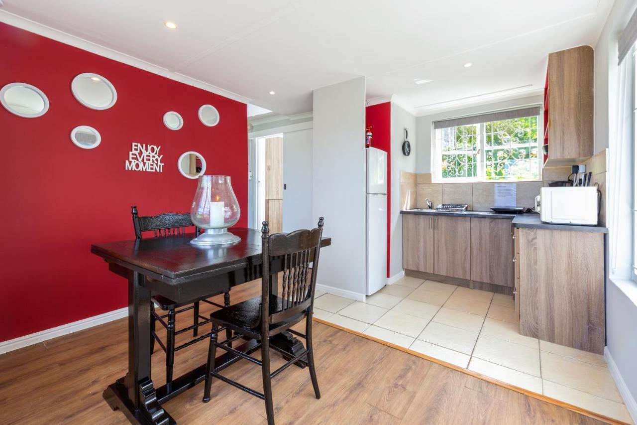 Lagoon View Accommodation Knysna Extérieur photo